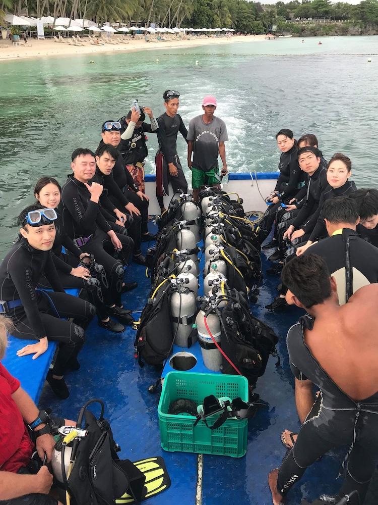 Baywatch Dive Resort Панглао Екстериор снимка